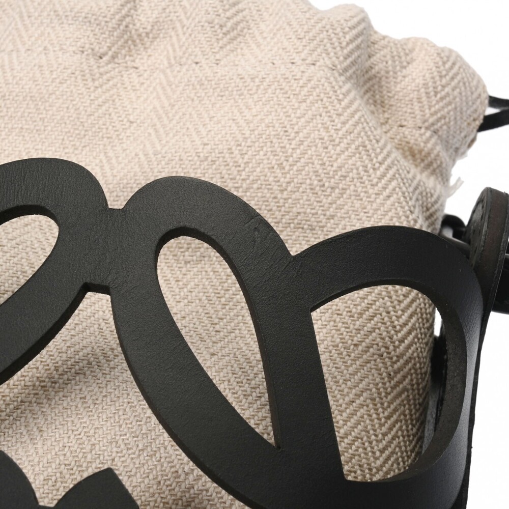 LOEWE Anagram Cutout Black Calfskin Shoulder Bag - Picture 7 of 11